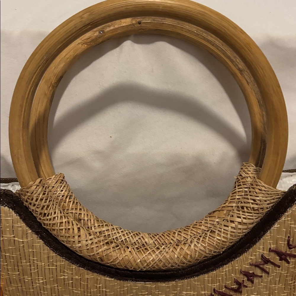 Straw Wood Handle Bag | 3D Silk Flowers & Owl | Bahamas Souvenir Style - Picture 5 of 5
